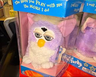 Tiger Electronics Special Limited Edition Furby Model   Purple and White