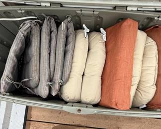 RSH Dcor Outdoor Patio Cushion Set with Deck Box