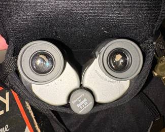 Discovery by Bushnell x Binoculars second image