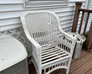 White Resin Wicker Piece Patio Dining Set with GlassTop Table and Umbrella second image