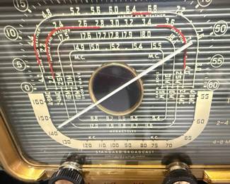 Zenith H500 Trans-Oceanic Portable Tube Radio