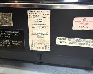 Zenith R7000 Trans-Oceanic Multiband Radio