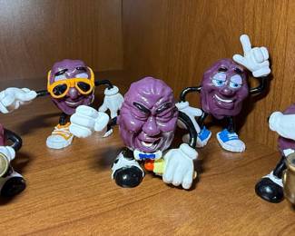 Vintage 1980s California Raisins PVC Figure Set