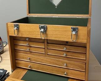 Windsor Designs 8 Drawer Light Wood Tool Chest