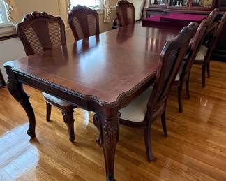 Thomasville River Roads French Country Dining Table