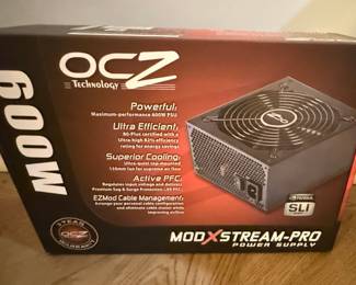 OCZ ModXStream-Pro 600W Power Supply
