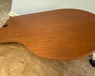 Turnstone Payback P-Shape Desk with Hutch
