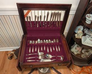 Silver Set w/ Case