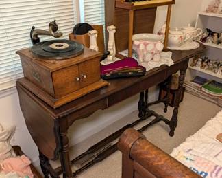 Drop Leaf Table
