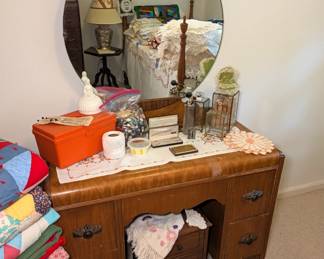 Deco Vanity