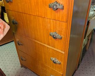 Deco Waterfall Chest of Drawers