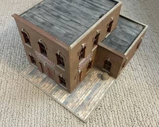 LOT 127. A Hand Constructed HO Scale Model Structure. Starting Bid $65.00