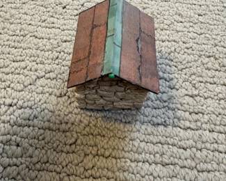 LOT 97 A Hand Constructed HO Scale Model Structure. Starting Bid $15.00