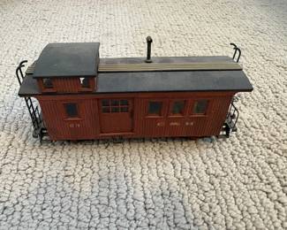 LOT 116. A Bachmann C&H Caboose . Starting Bid $ 70.00