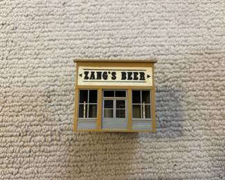 LOT 87. A Hand Constructed HO Scale Model Structure. Starting Bid $15.00