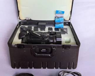 Panasonic AGDVX100AP 3CCD Professional MiniDV Camcorder Bundle