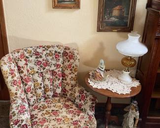 Floral wing back chair-32x36 &round side table-23x26