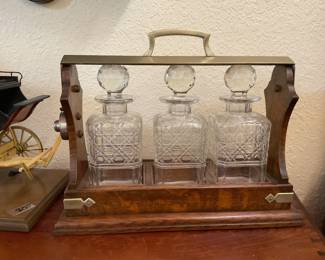 Decanter in caddy