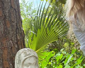 #43 - $200 -Mary statue in yard 42Hx14x14 concrete