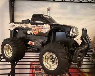 Smokin' Bubba RC Monster Truck Toy