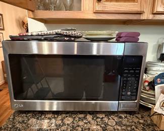 LG Stainless Steel Countertop Microwave