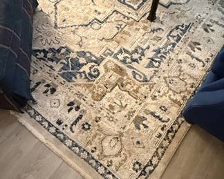 Distressed Persian-Style Medallion Area Rug