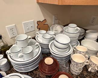 Dansk Christianshavn Blue Dinnerware Set