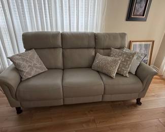 Natuzzi Editions Giulivo Power Reclining Sofa