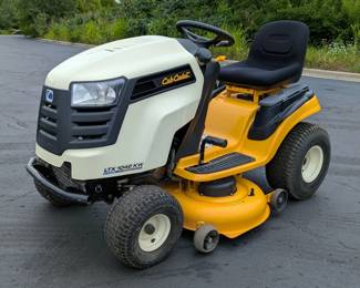 Cub Cadet LTX 1042 KW Riding Lawn Mower With Kawasaki FR600V V-Twin Engine, 18.0 Gross HP, 3600 RPM, 603cc, 74.5 Hours 
