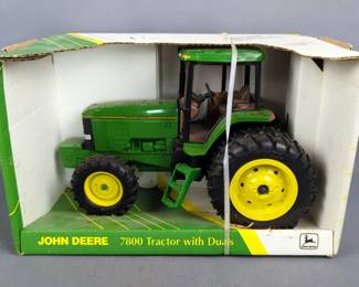 Ertl Diecast 1:16 Scale John Deere 7800 Tractor With MFWD And Duals, In Original Box 