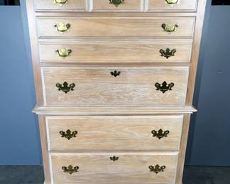 Pennsylvania House 5 Drawer Chest Of Drawers, Approx 53” x 36” x 18” 