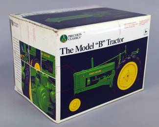 Precision Classics John Deere 1/16 Scale Diecast Model "B" Tractor #5107 , In Original Box