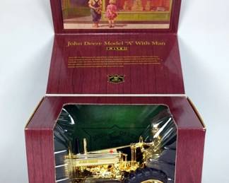 ERTL John Deere 1/16 Scale Model "A" With Man #15569A In Original Box 