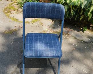 Fold-up chair