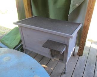 cat house