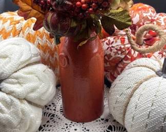 Fall Decor 4 Pumpkins And Pottery Vase W Flowers