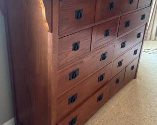 Oak 10 Drawer Dresser
