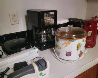 Variety of small kitchen appliances