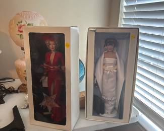 Porcelain Marilyn Monroe and Jackie O dolls