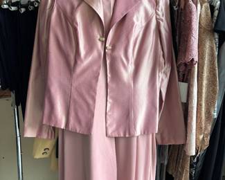 Women's Fashion