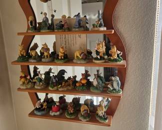 Complete set of Winnie the Pooh thimble shelf $400