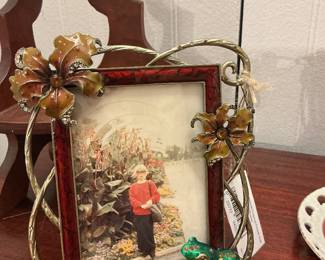 Rhinestone Tropical Flower and Frog Picture Frame