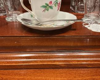 Hand-painted Fine China Floral Teacup with Saucer