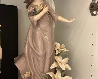 Small Porcelain Figurine of Angel with Flower Blooms