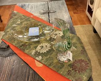 Green Floral Silk Brocade Table Runner