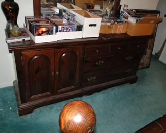 Dresser