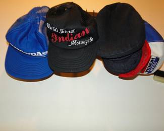Caps