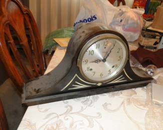 Mantel Clock