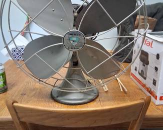Vintage late 40s Emerson fan works great ! $75 