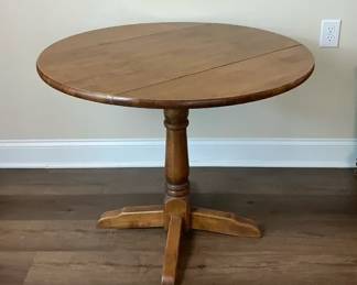 Oak Drop Leaf Pedestal Table